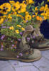 Схема вышивки «Цветы в ботинках»